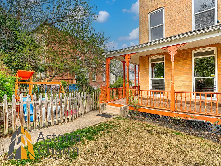 23 S Augusta Ave — Photo 48