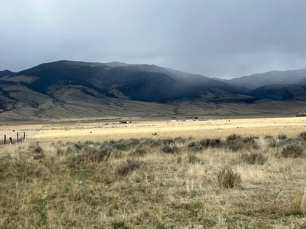 Royal Elk Rd, Whitehall, MT 59759