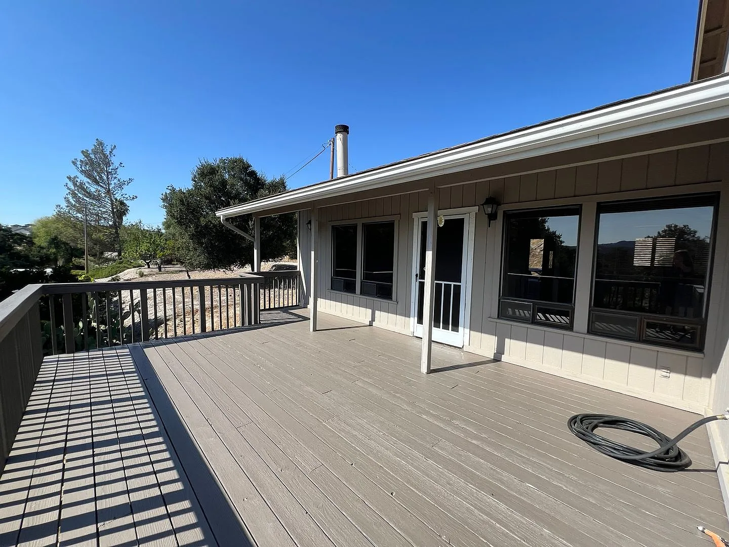 Spacious 3 Bedroom Split-Level Home with Beautiful Hill Views - 4617 San Anselmo — Photo 2