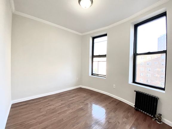 4th image of 133 Avenue D #16W