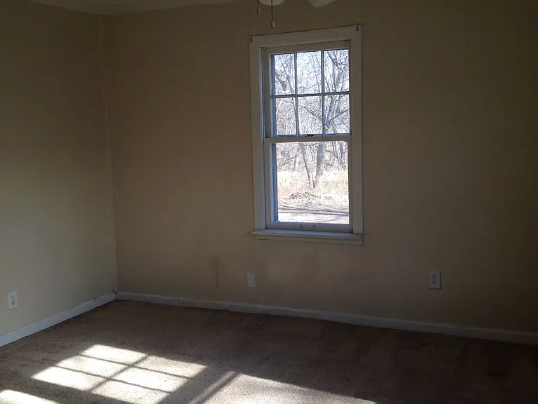 523 S Crysler Ave #A — Photo 3