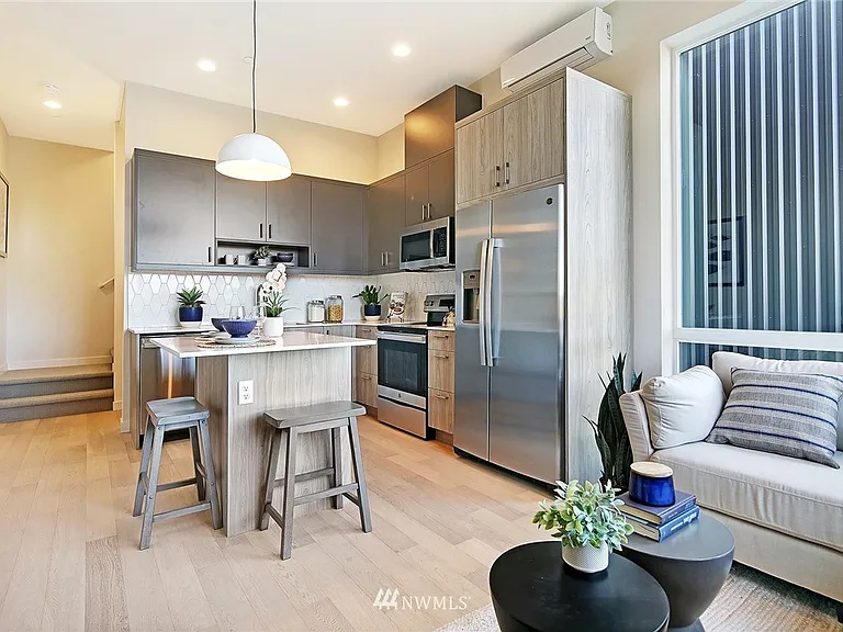 3104 SW Avalon Way — Photo 19