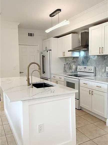 11500 Villa Grand #306 — Photo 4