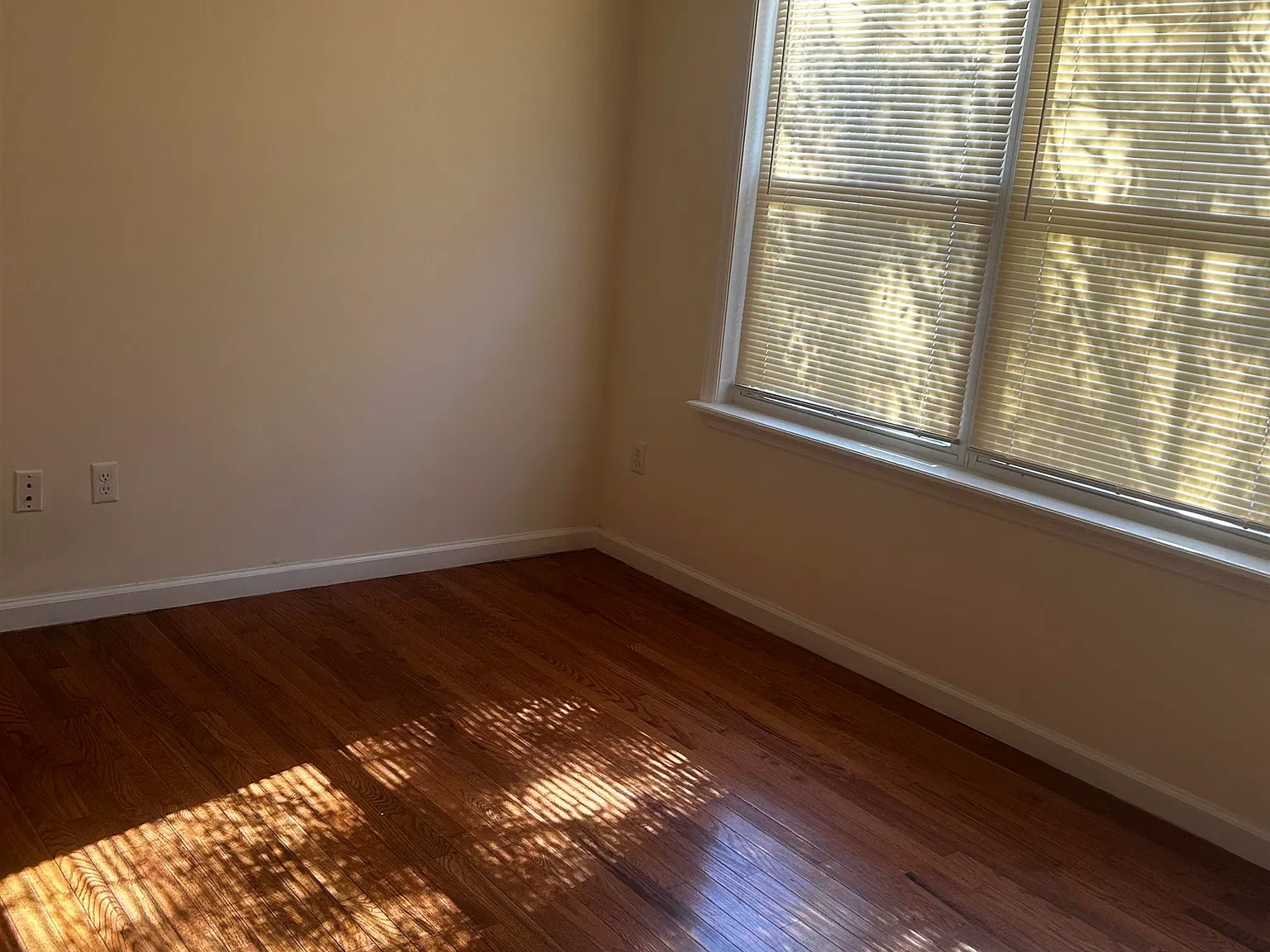1 bed, 1.0 bath, $1,400 — Photo 3