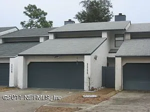 1111 W Romaine Cir