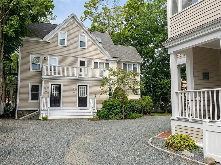 3A Waban St #1 — Photo 2
