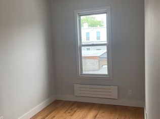 57-21 63rd St FLOOR 1, Maspeth, NY 11378