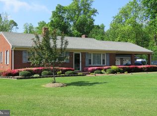 10438 White Shop Rd, Culpeper, VA 22701