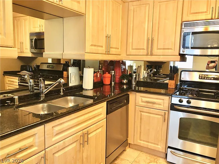 270 E Flamingo Rd #120 — Photo 9