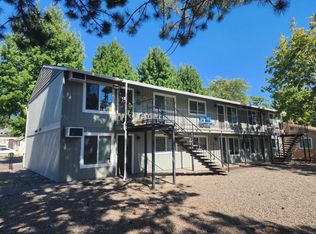 444 NW D St APT F, Grants Pass, OR 97526