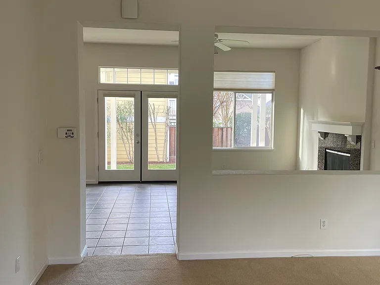 710 W K St — Photo 3