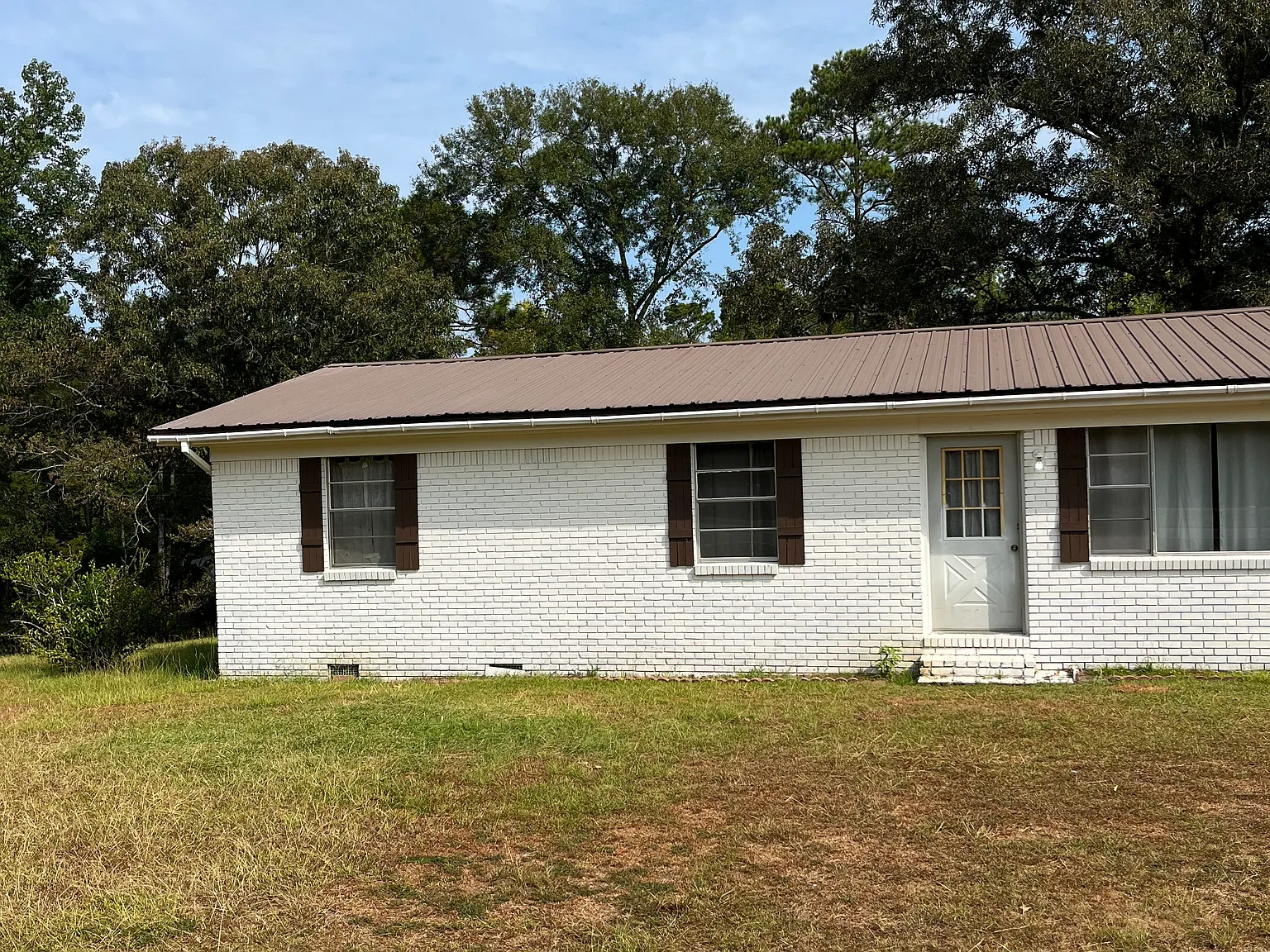 4 bed, 2500 sqft, $1,200 — Photo 4