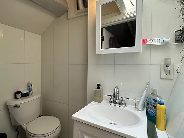 61 Hancock St #8 — Photo 10