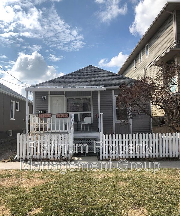 2nd image of 1315 1st St NE