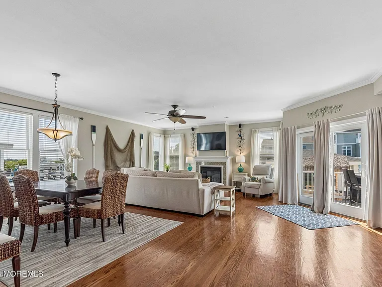 45 E Pampano Dr — Photo 9