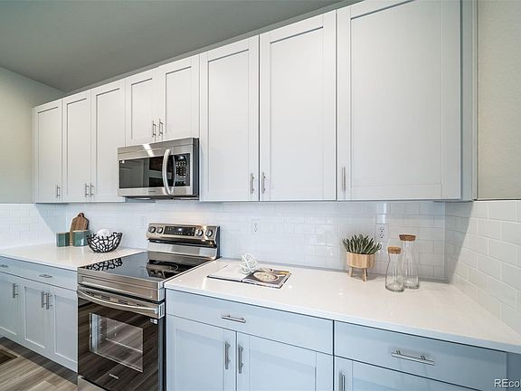 3rd image of 4202 Graywood Drive