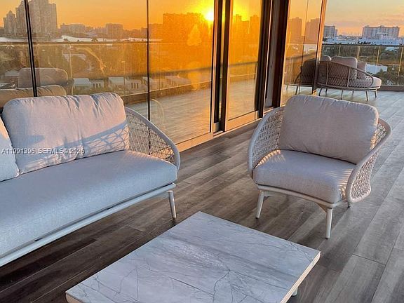 2nd image of 18975 Collins Ave Floor 605-3316