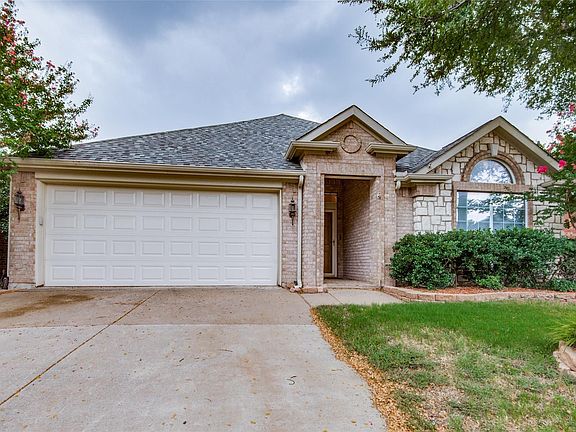2nd image of 5739 Walnut Creek Dr