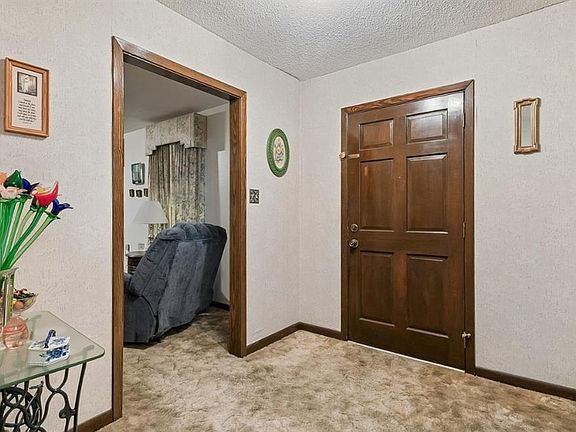 5th image of 1548 William Peters Rd