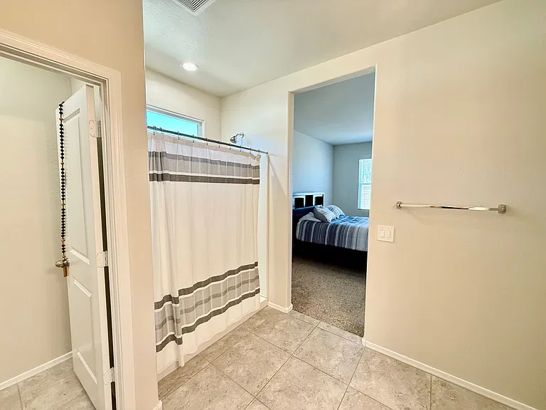 2207 S 46th St — Photo 16