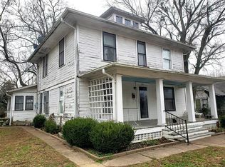211 N Lowe St, Holdenville, OK 74848