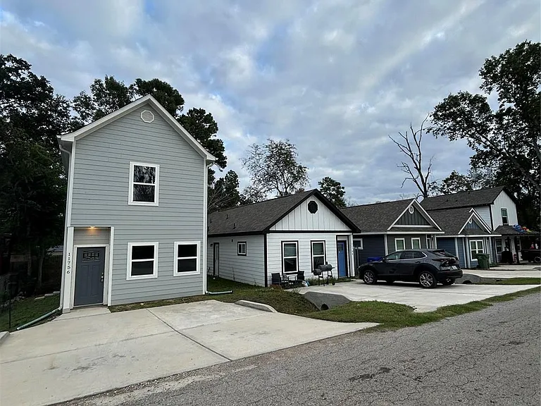11756 White Cedar St — Photo 1