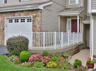 307 Boulder Ridge Dr, Randolph, NJ 07869