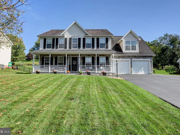 13210 Seneca Dr, Waynesboro, PA 17268