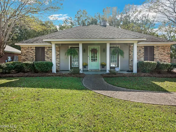 288 Hawthorne Dr, Madison, MS 39110