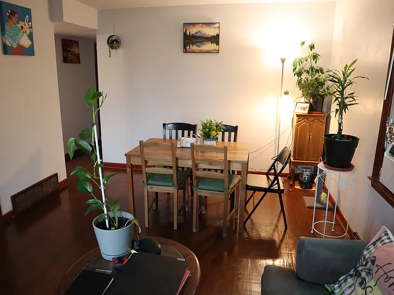 305 S 74th St #1 — Photo 17