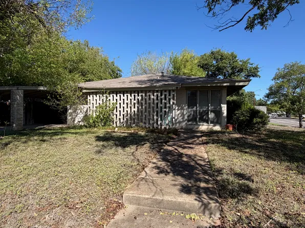 6601 Berry Dr, Waco, TX 76710