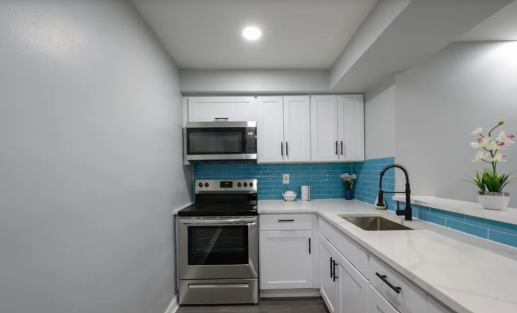1 bed, 650 sqft, $1,550 — Photo 2