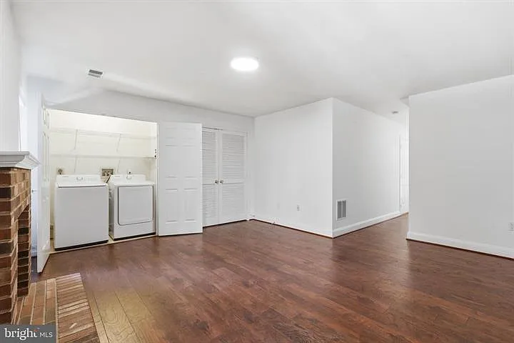 3 bed, 2.5 bath, 1600 sqft, $2,950 — Photo 4