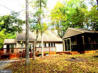 17 Davis Ct, Basye, VA 22810