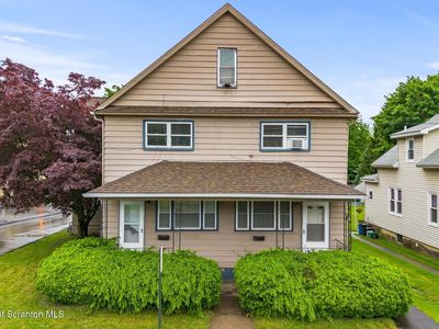 213-215 Bellman St, Throop, PA, 18512