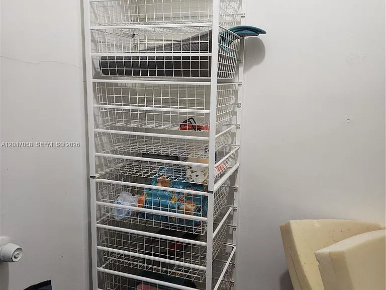 5401 Collins Ave #1110 — Photo 20
