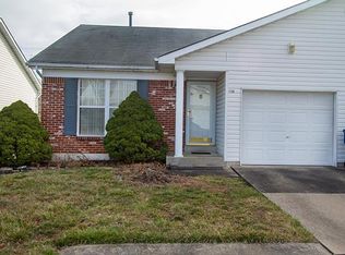 1746 Summergate Estates Dr, Saint Peters, MO