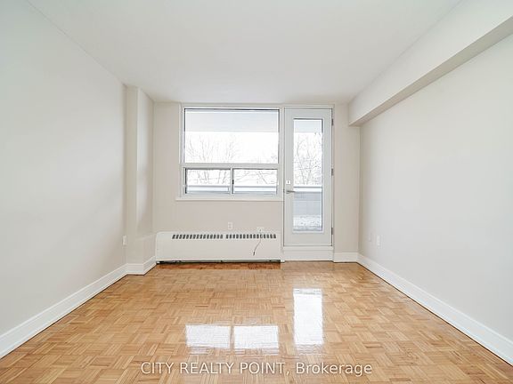 5th image of 1500 Bathurst St #807