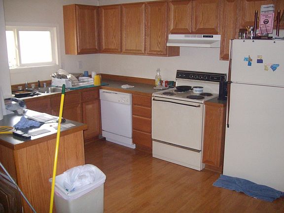 Large Oak Kitchen With Oak Floors