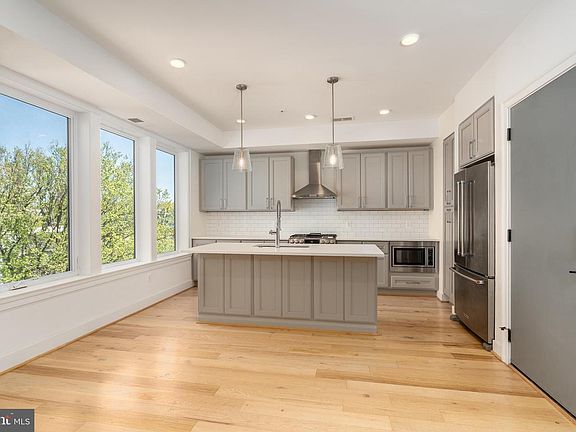 5th image of 811 Upshur St NW Unit 10