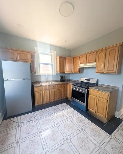 168 Schuyler Ave #2 Photo 1