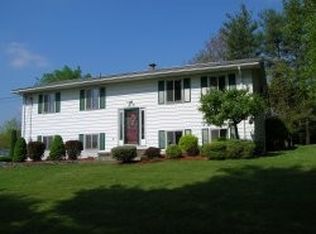 53 Featherbed Ln, Valatie, NY 12184