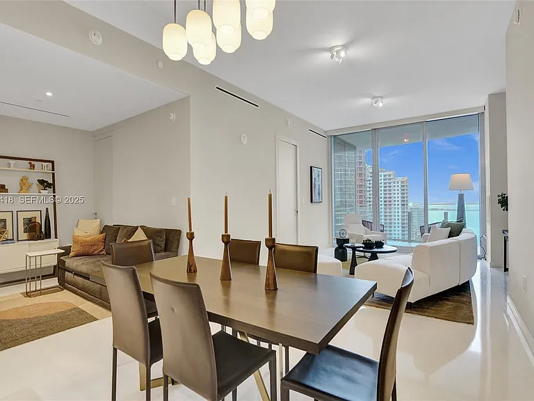 300 Biscayne Blvd #2305W — Photo 10