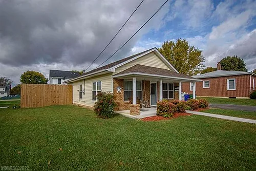 258 Economy St Photo 1