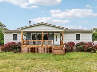 527 Trammell Ave, Canton, NC 28716