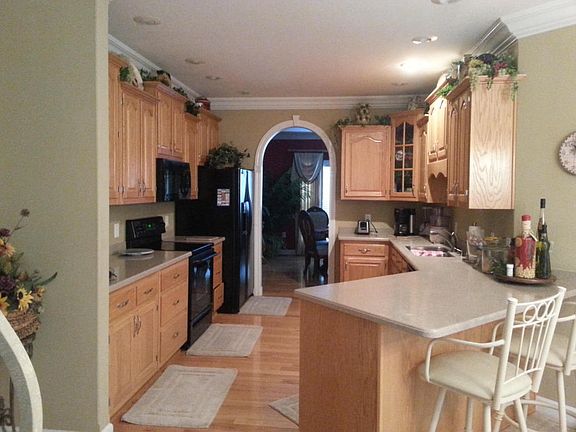 2nd image of 1003 E Deer Creek Dr