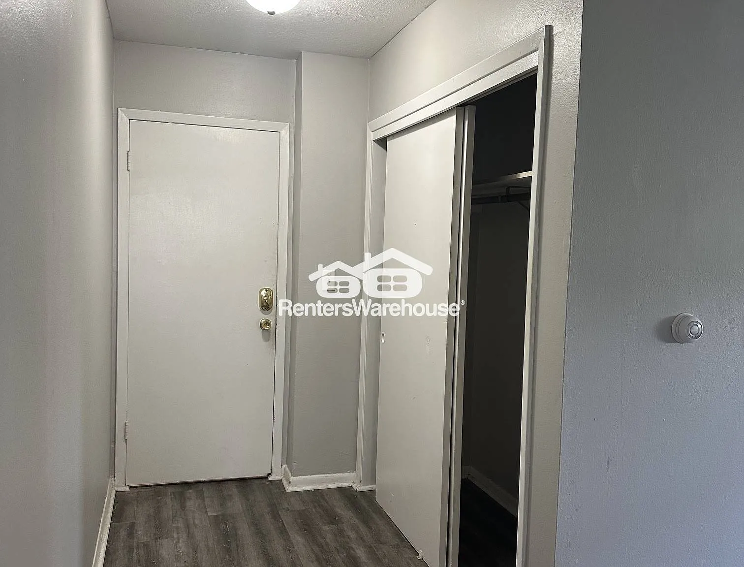 1 Bedroom/1 Bath Apartment for Rent — Photo 3