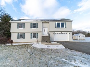 365 Clove Rd, Castleton, NY 12033