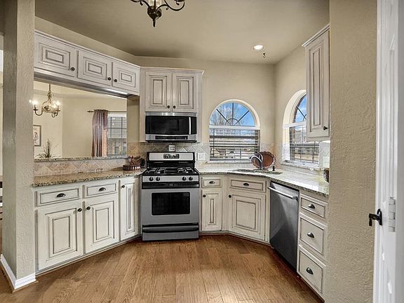 5th image of 6408 Creekside Dr