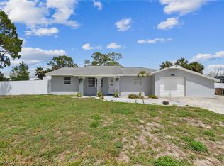 318 8th Ave, Lehigh Acres, FL 33936